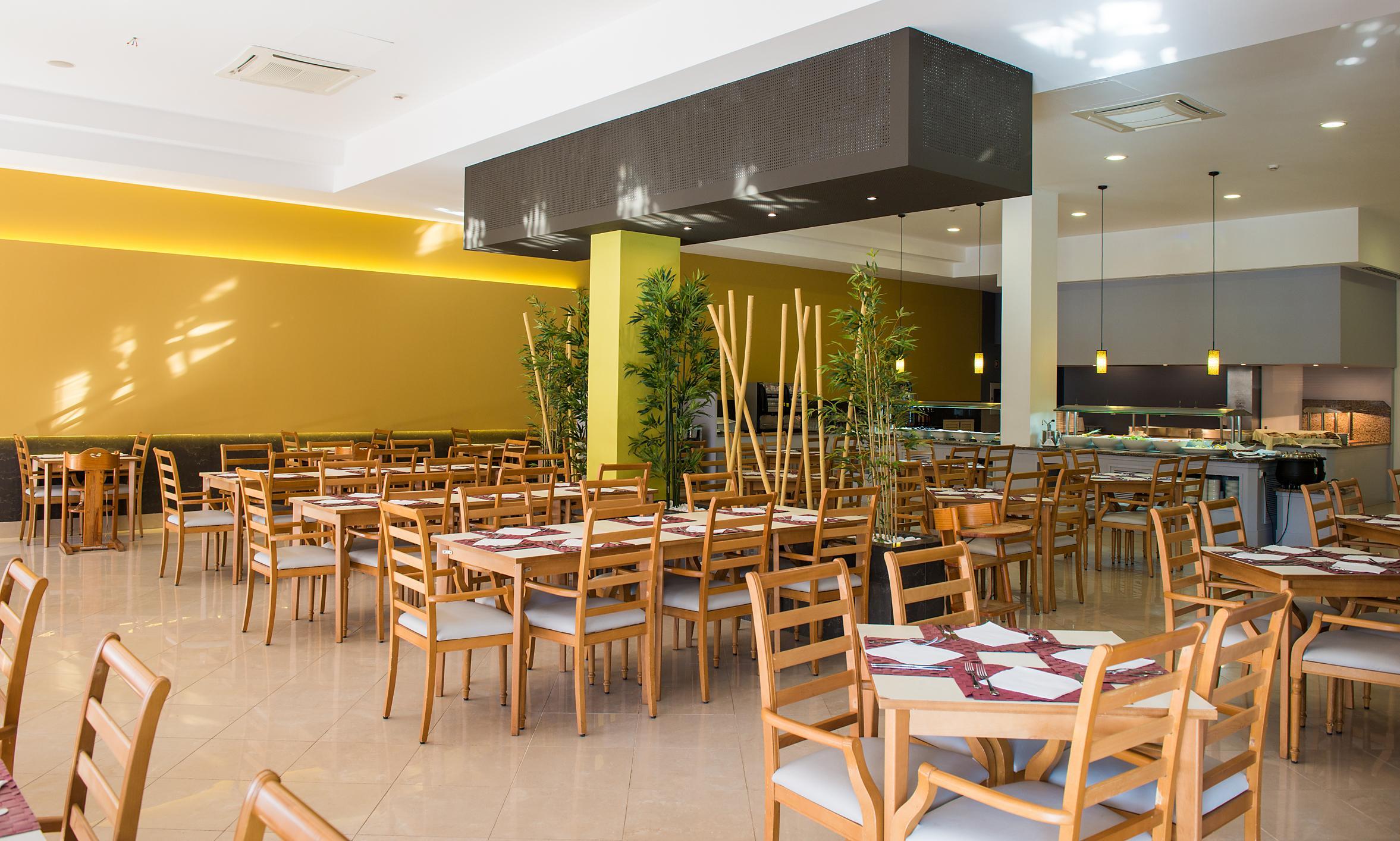 Apartahotel 3hb Clube Humbria 4*